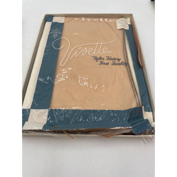 Vintage Mojud Vivette Nylon Stockings 9 Medium First Quality Dark Seam 60 Gauge - Picture 5 of 7